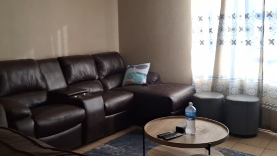 1 Bedroom Property for Sale in Potchefstroom North West